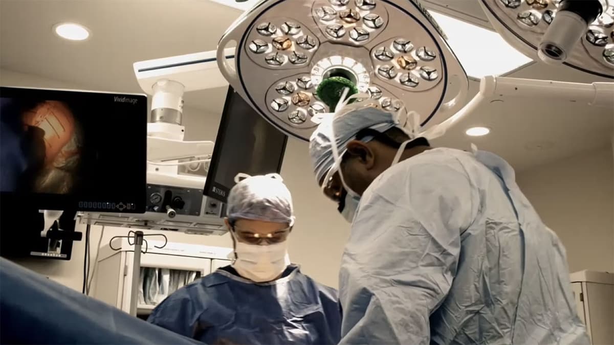 Empiece vídeo: How Healthcare Has Changed Since COVID
