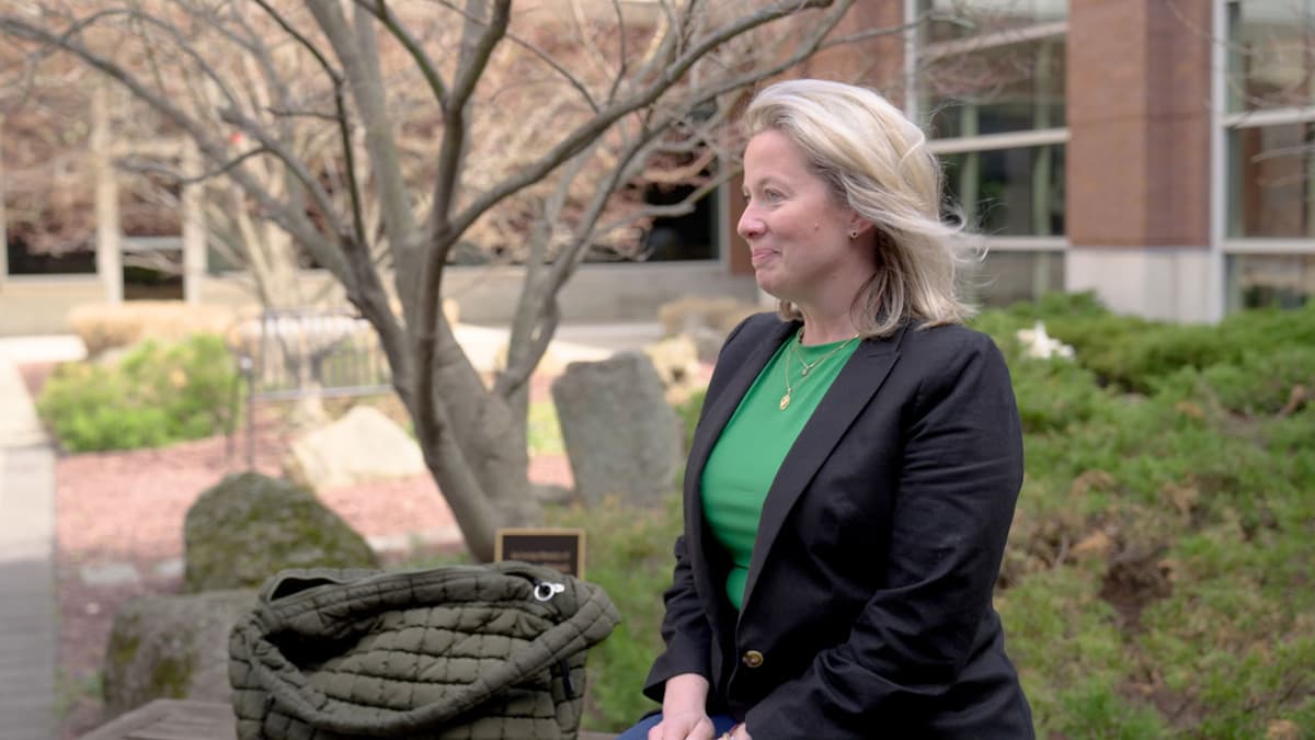Play video now: Kaitlin’s Story: 37 and Diagnosed with Colorectal Cancer
